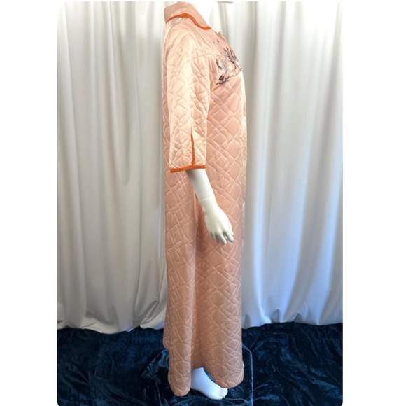 Vintage 60’s Elegant Lady Montreal Long Quilted Bed Jacket - Coat - Robe - XS/S - Picture 7 of 10